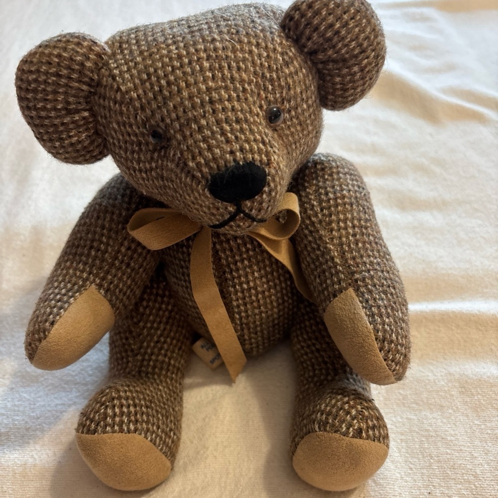 Nancy-Southerland Holmes 1983 Collectible Bear Brown Plaid‎  Vintage Winston
